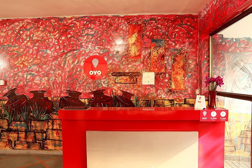 Rossa Hospitality 2* Kolkata